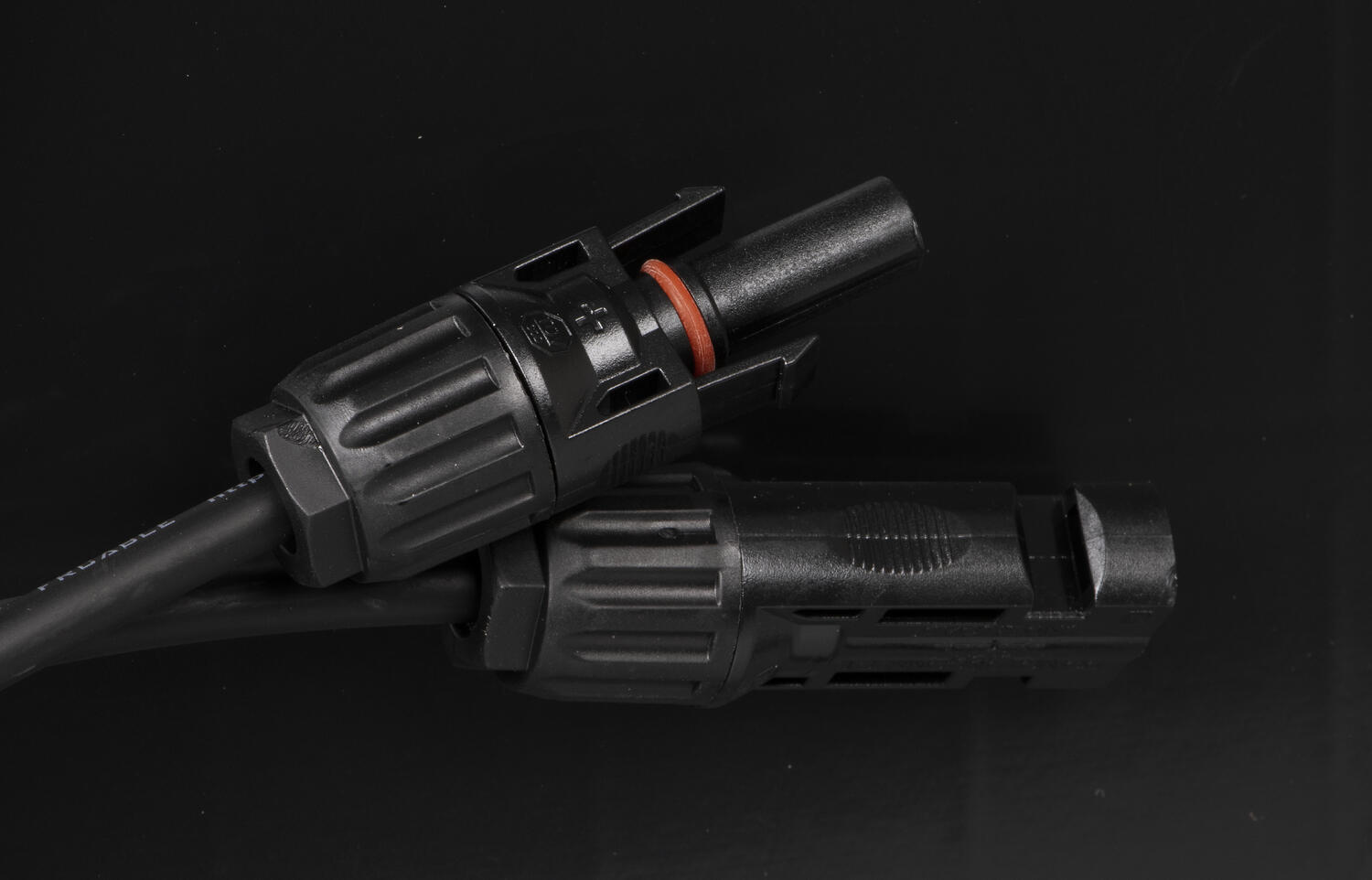 nordmax_solar panel_mc4_contacts.tif